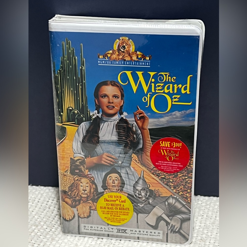 MGM The Wizard of Oz VHS 1996  Clam Shell Packaging NOS Sealed